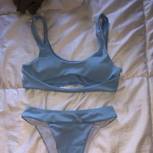 Blue underboob bikini top and high waisted bottoms
